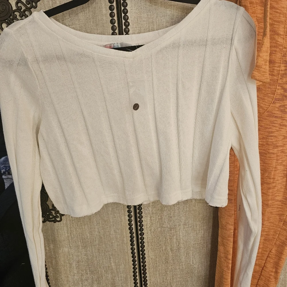 Free People Beach TY Set. NWOT. Size S. - Picture 5 of 7